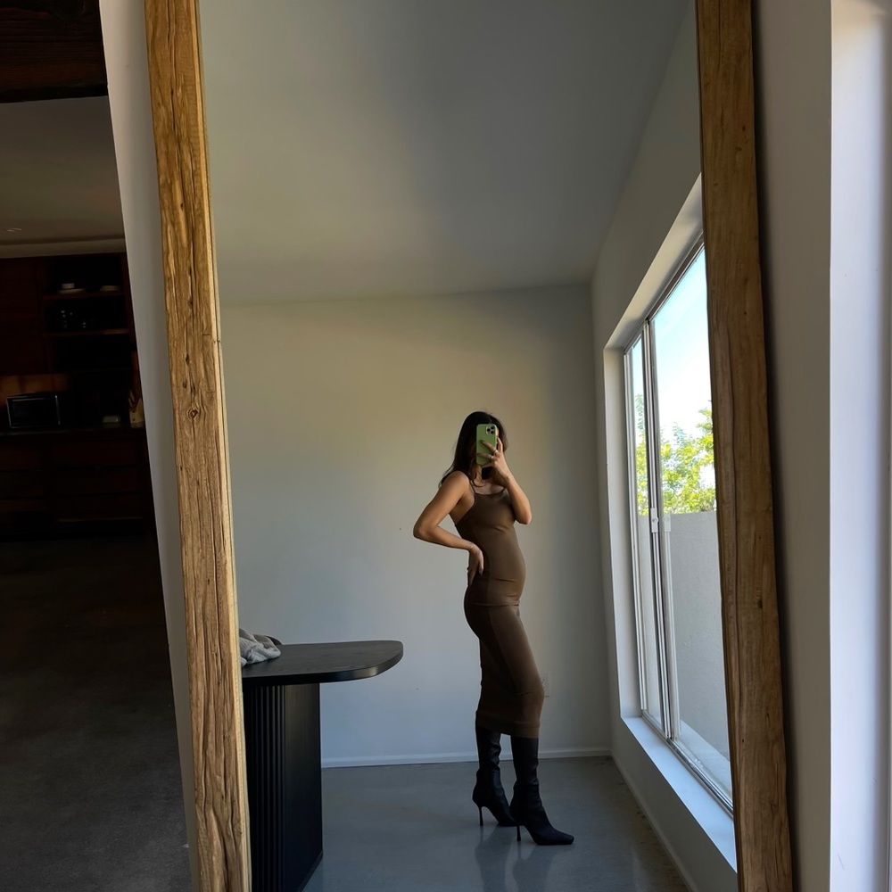 Good American Chocolate Brown Midi Dress